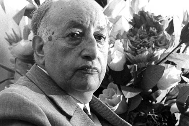 Nace Miguel Ángel Asturias