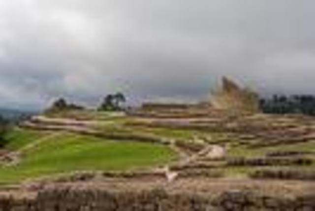 Incas build Ingaapirica in Ecuador