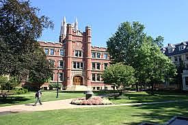 UNIVERSIDAD WESTERN RESERVE EN  CLEVELAND