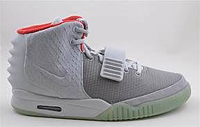 Kanye West Nike Air Yeezy 2