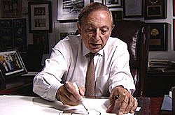Robert Gallo identified the virus causing AIDS