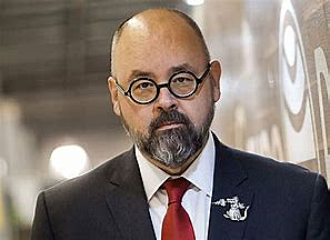 Carlos Ruiz Zafón (nacimiento)