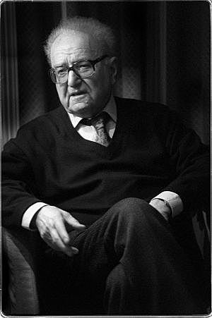 Roger Garaudy (1913-2012)