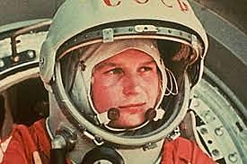 El primer hombre en el espacio