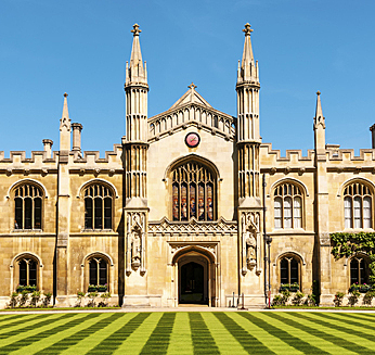 universidad de cambridge(INGLATERRA)