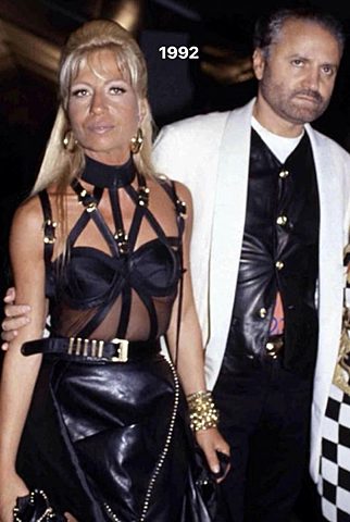 VESTIDO CON CORREAS, Gianni Versace