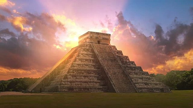 quan es construeixen les estructures mayas???