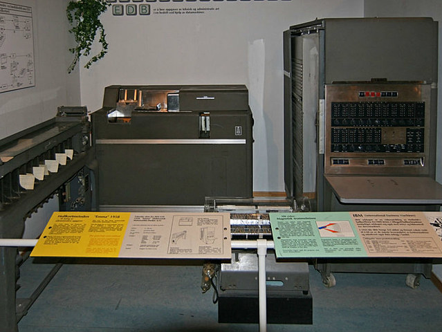 Türkiye'de İlk Bilgisayar Kullanımı