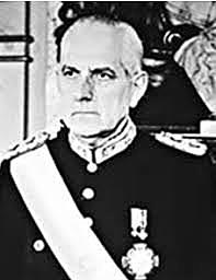 Nuevo presidente de facto, el general Reynaldo Bigone