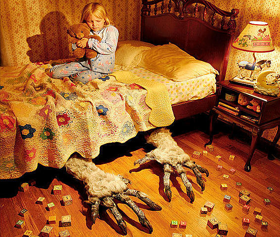 1825 - 1893 PACIENTES CON SINTOMAS PSICOLOGICOS