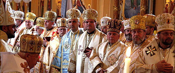 1984: Constitución Jerárquica