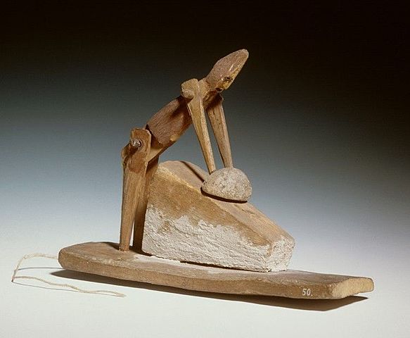 Première statuette articulée