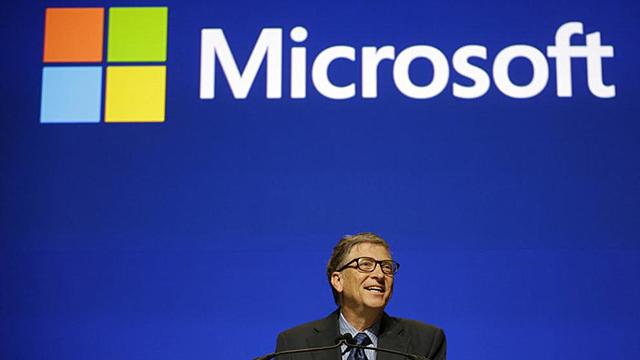 Bill Gates funda Microsoft