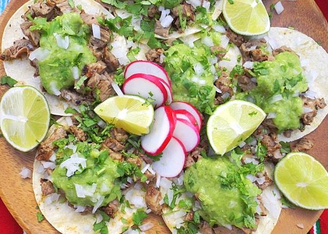 Luego mis primos os comieron tacos y tomaron soda