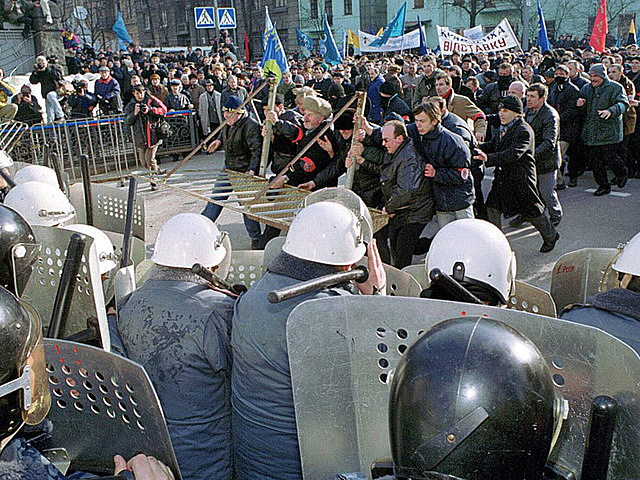 Бойкот Президентові: Україна без Кучми