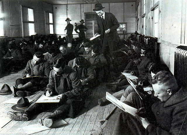 Robert Yerkes - Exámenes Alfa y Beta del ejército