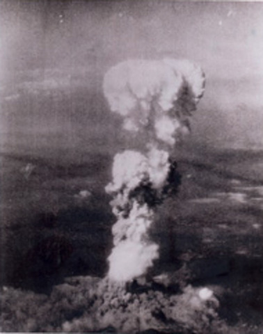 The first atomic bomb dropped on japan