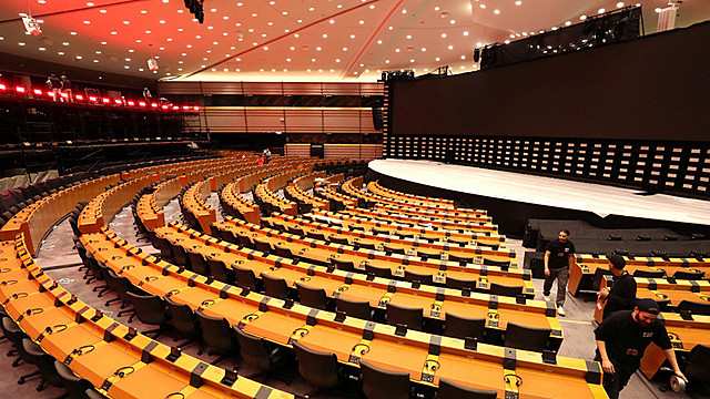 Ampliación de escaños