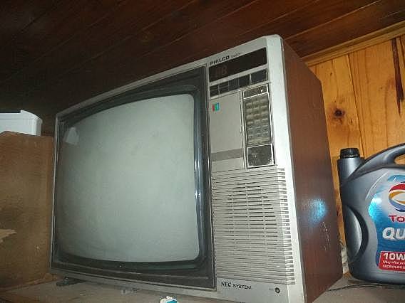 Mamá compró TV color para ver el mundial!