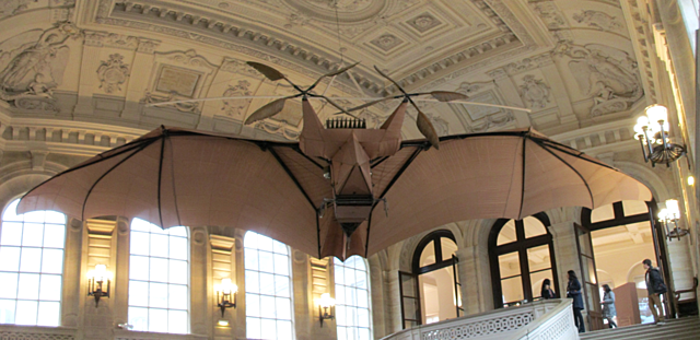 Clément Ader realiza un vuelo no controlado