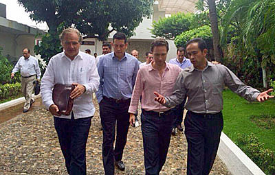 Entregan estudios de prefactibilidad de Agroparques