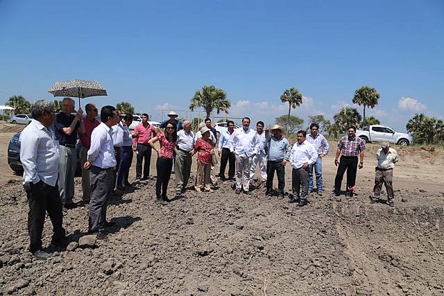 Velasco supervisa avances del Agroparque