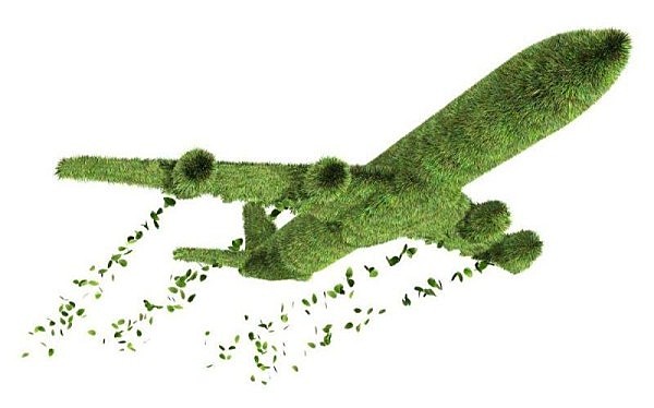 Primer vuelo comercial con biocombustible