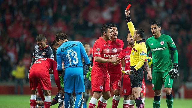Jugadores y arbitros