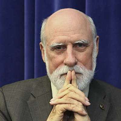 Timeline: PRIMERA CONEXION