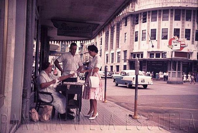 II. LAS PRIMERAS FICCIONES