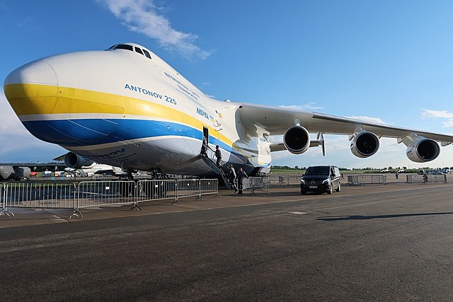Antonov An-225