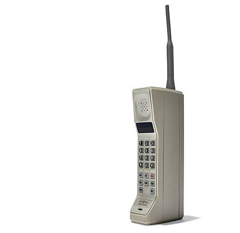 el primer telefono movil