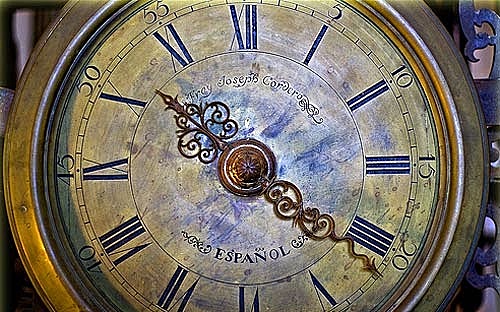 el primer reloj de campana en españa