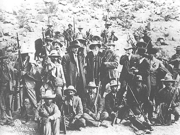 Madero es aprehendido.