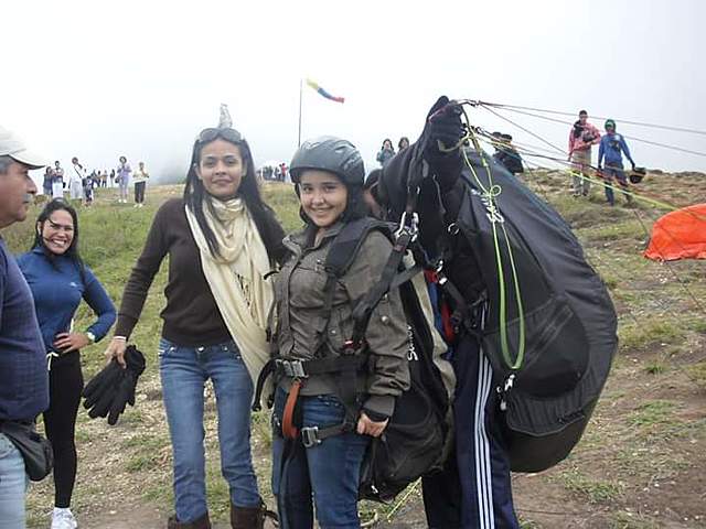 MY FIRST PARAGLIDING JUMP