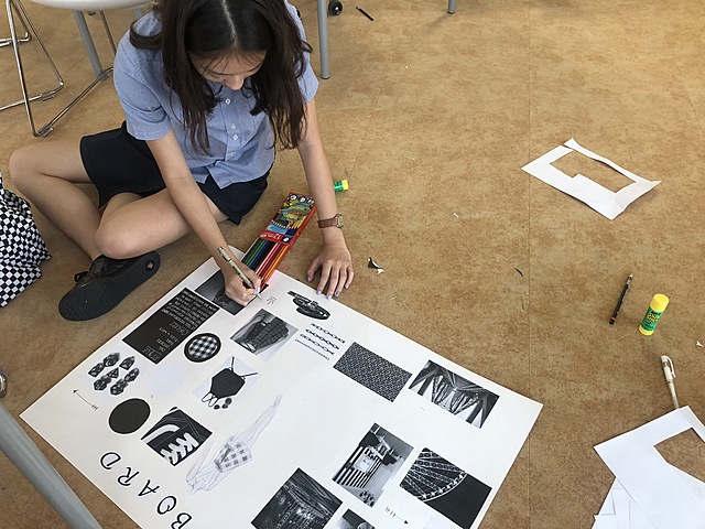 We started to work on our moodboard.