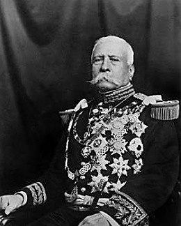 Porfirio Díaz regresa al poder respetando la no re-elección consecutiva