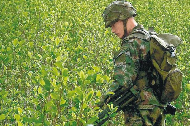 Inicia la guerra contra el Narcotráfico.