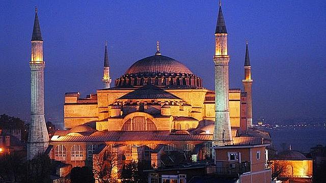 Santa Sofia elizaren sorrera