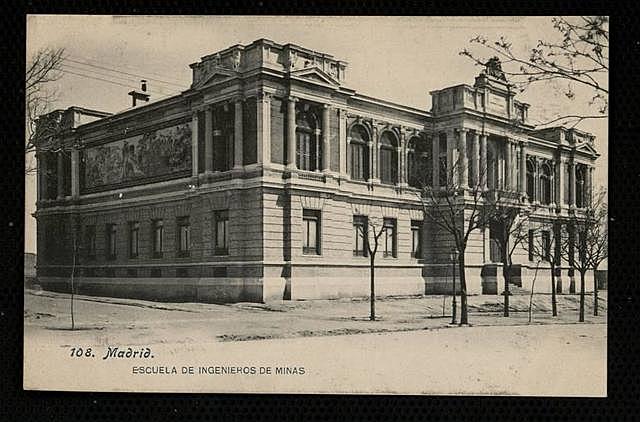 Norst Correspondanseskole, y en Alemania la Fernschule Jena.