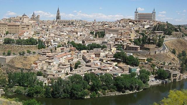 Els visigots funden el regne de Toledo.