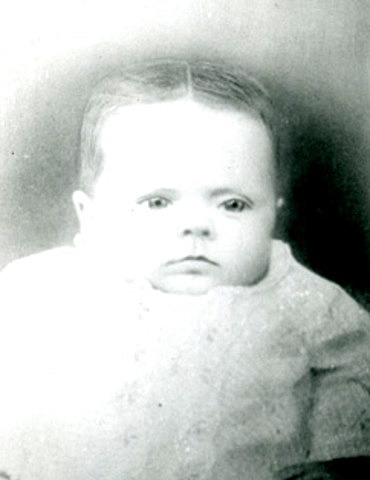 Nace Benjamin Franklin , Milk Street, Boston, Massachusetts, Estados Unidos.