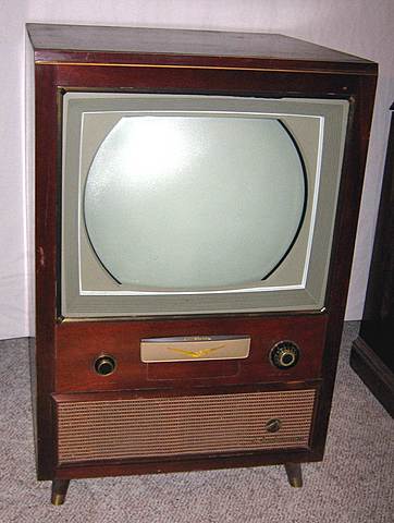 Televisión en el modelo RCA 21