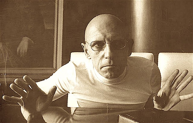 Nace Michel Foucault