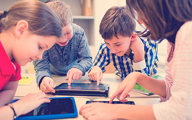 USO DE NUEVAS TECNOLOGÍAS A LA ENSEÑANZA DE LA LITERATURA