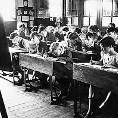 Timeline: History of educational technologies