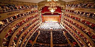 Se estreó el teatro ´La Scala´