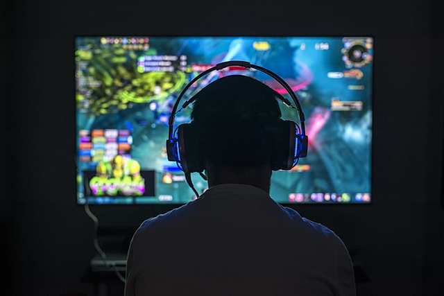 Emergence of Online Gaming