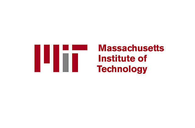 Año 2002: Grabación de clases por el Instituto de Tecnología de Massachusetts