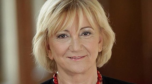 Frakcióvezető: Schmuck Erzsébet